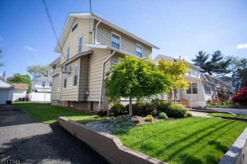 27 Elberon Ave, Paterson NJ  07502-2603 exterior