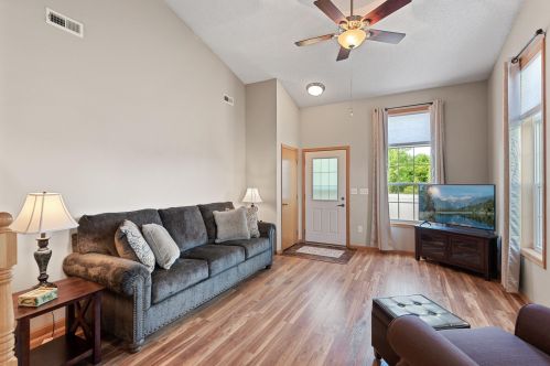 641 19th Pl, Spectacle Lake MN  55008-9324 exterior