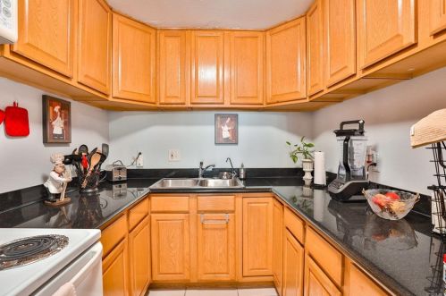 6640 Omega Dr, San Diego, CA 92139-3866