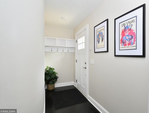 3643 Snelling Ave, Minneapolis MN  55406-2633 exterior