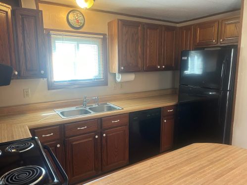 42 Judith St, Danville NH  03819-5141 exterior