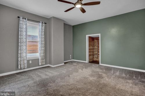 458 Highland St, Harrisburg PA 17113-1536 exterior