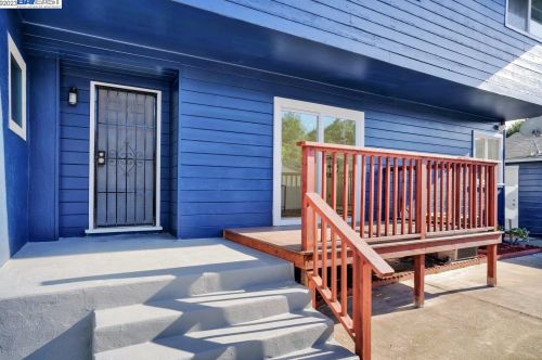 221 Cambridge Ave, San Leandro CA  94577-1825 exterior