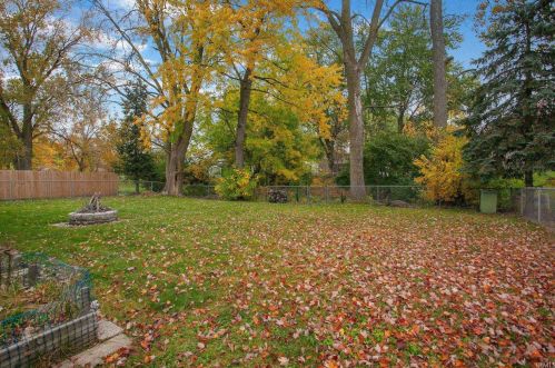 2829 Lexington Blvd, Mishawaka IN  46544-6109 exterior