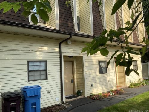 268 Lawlor St, New Britain CT  06051-1156 exterior