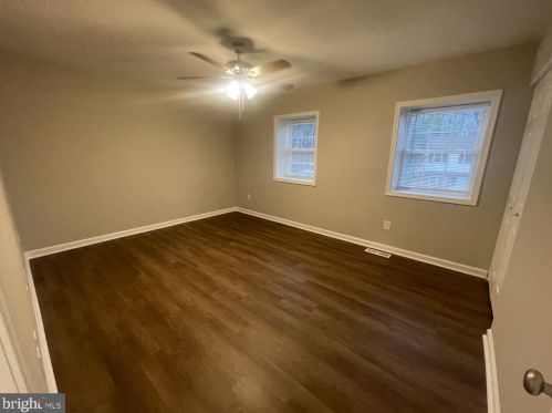 606 Denton Cir, Fredericksburg VA  22401-2704 exterior