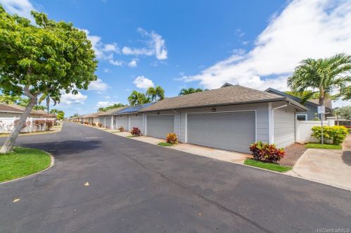 91-1121 Keoneula Blvd, Ewa Beach HI  96706-5025 exterior