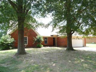 5072 Waters Edge Cv, Memphis, TN 38141-8537