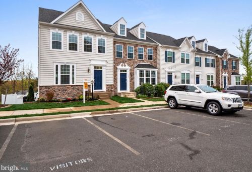 1708 Rockledge Ter, Woodbridge, VA 22192-2508