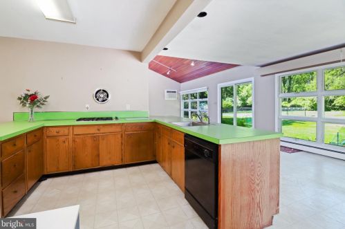 4440 Province Line Rd, Princeton NJ 08540-4368 exterior