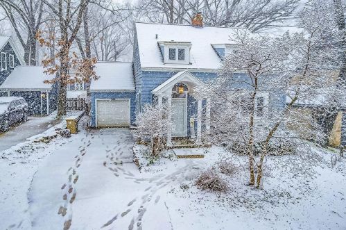 4038 Cherokee Dr, Madison, WI 53711-3059