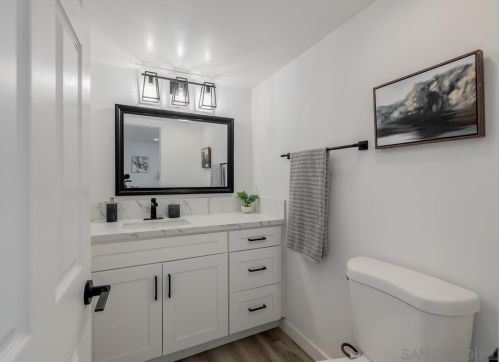 3775 Carnegie Dr, Oceanside CA  92056-6321 exterior