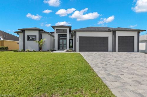 2130 49th St, Cape Coral, FL 33914-6745