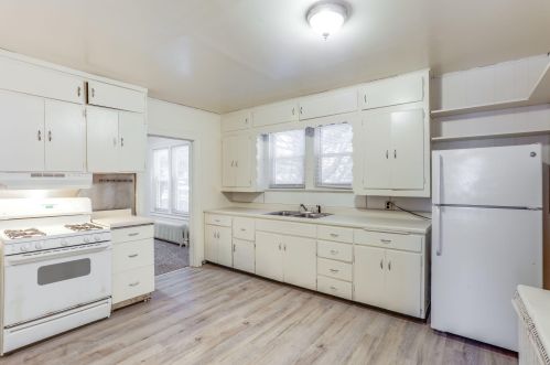 6522 28 Ave, Kenosha WI 53143-4647 exterior