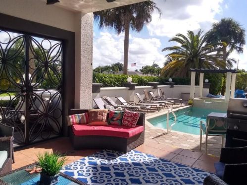 9625 6th St, Naples FL  34108-2204 exterior