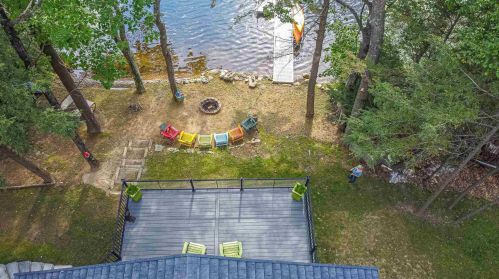 22 Lower Camp Rd, Northwood NH  03261-4340 exterior