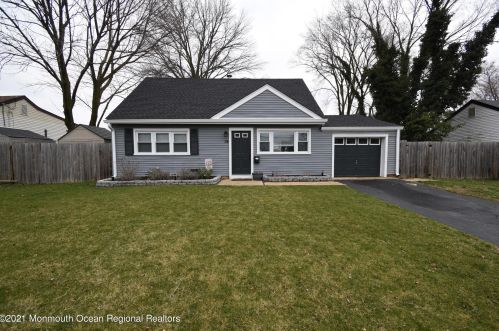 19 Buttonwood Pl, Hazlet, NJ 07730-2173