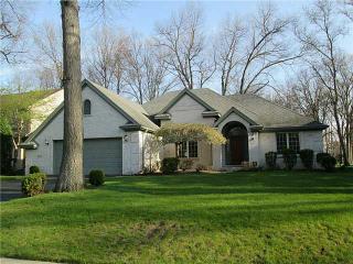 8454 Willow Glen Ct, Holland, OH 43528-8305
