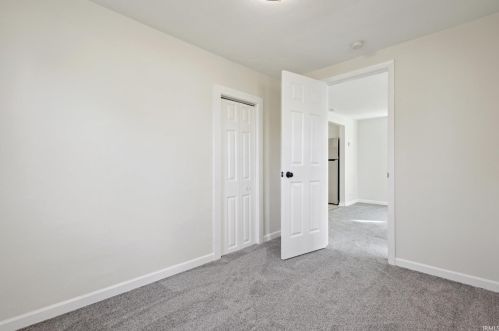 311 La Salle Ave, Mishawaka IN  46545-6224 exterior