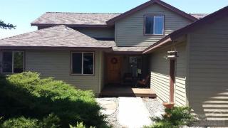 61075 Sky Harbor Dr, Bend, OR 97702-4005
