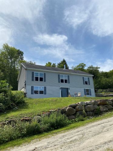 236 Dole School House Rd, Washington NH  03280-6101 exterior