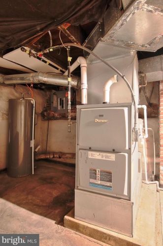 21 Adams St, Pottstown PA 19464-4102 exterior