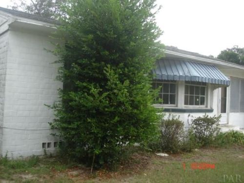 22 Mindoro Cir, Pensacola, FL 32507-2044