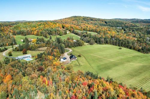 118 Reed Rd, Columbia NH  03576-3813 exterior