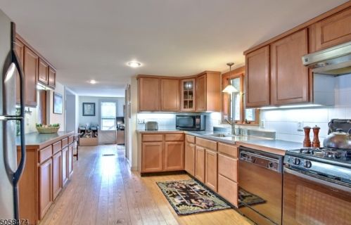 909 Greenville Rd, Wantage NJ  07461-3614 exterior