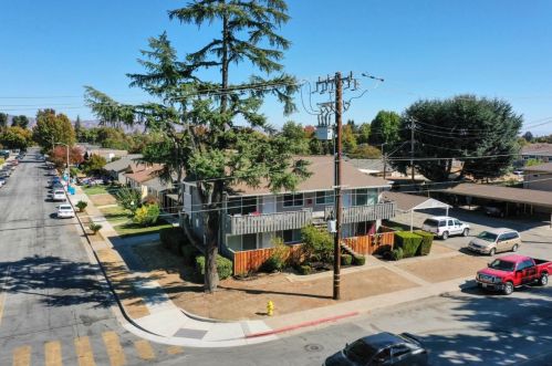 7060 Princevalle St, Gilroy, CA 95020-6493