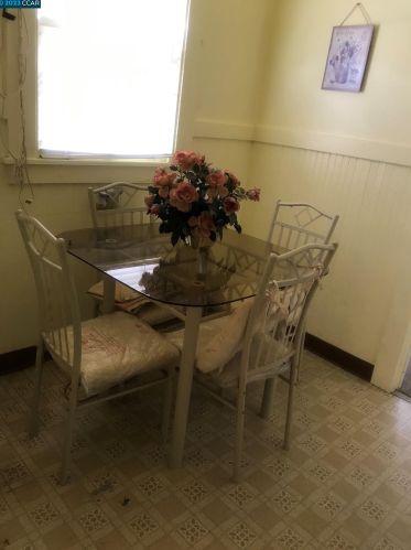 2033 87 Ave, Oakland CA  94621-1519 exterior