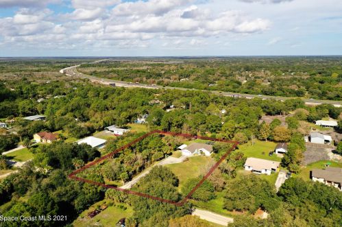 5220 Avocado Ave, Cocoa, FL 32926-2947