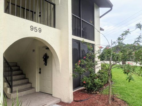 4709 Sable Pine Cir, West Palm Beach, FL 33417-2796