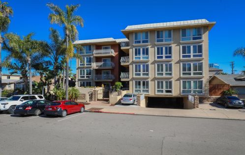 3939 Illinois St, San Diego CA 92104-3026 exterior