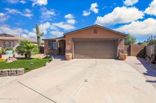 4163 Market St, Tucson, AZ 85706-4879