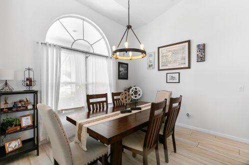 196 Palmetto Dunes Cir, Naples FL  34113-7554 exterior