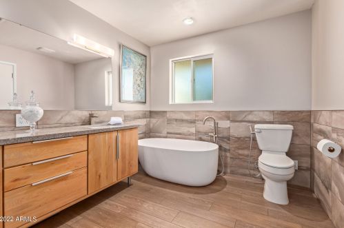 6507 Paradise Dr, Scottsdale AZ 85254-5175 exterior