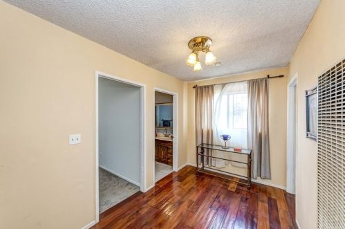 4212 161st St, Lawndale CA  90260-2733 exterior