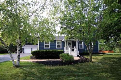 13001 Howard Ave, Waukesha, WI 53151-6109