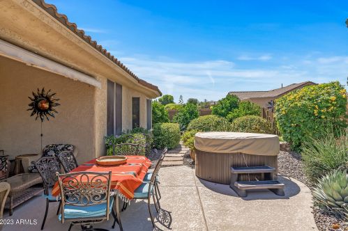 27041 Tonopah Dr, Buckeye AZ 85396-6932 exterior