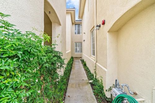 2314 Eastbury Way, Santa Maria, CA 93455-1212