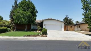8604 Eakins Dr, Bakersfield, CA 93311-1218
