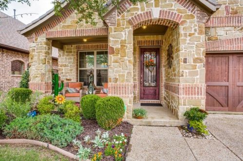 3000 Bella Lago Dr, Denton TX  76210-8076 exterior