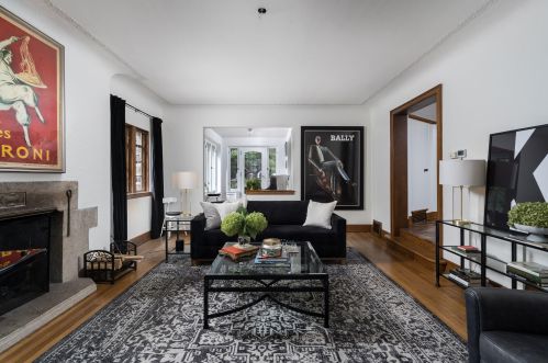 6578 Washington Cir, Milwaukee WI 53213-2460 exterior