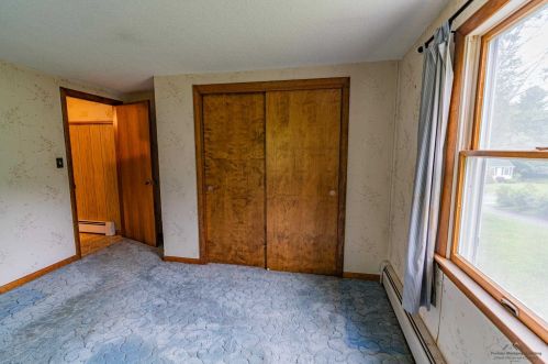 95 Wheeler Ave, Salem NH  03079-3494 exterior