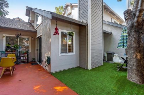 230 Birch Creek Dr, Pleasanton CA  94566-6781 exterior