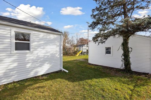 311 La Salle Ave, Mishawaka IN  46545-6224 exterior