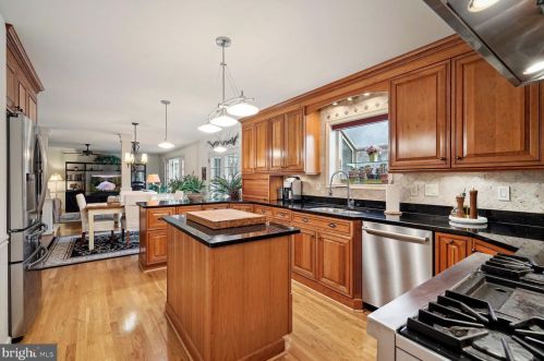 7 Branch Ct, Harrison Township NJ  08062-4729 exterior