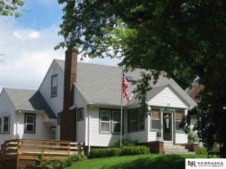 4560 Poppleton Ave, Omaha, NE 68106-2044