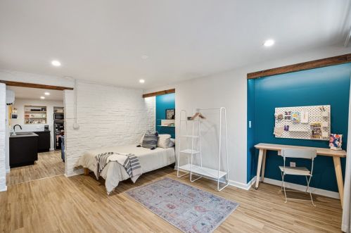 419 Carson St, Pittsburgh PA  15203-1019 exterior